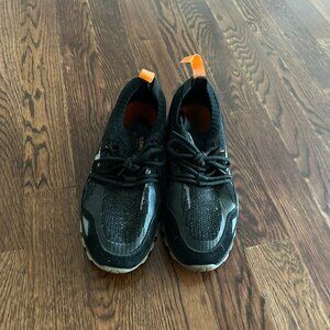 Men notwoways ARW after darkj trainers black orange size 13